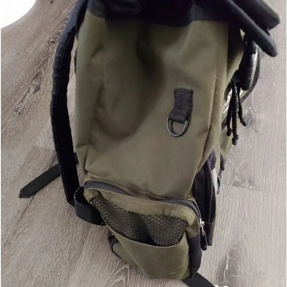 Vintage Eastport Olive Green Multi-Pocket Outdoor-Style Cinch Backpack